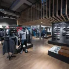 Företag 3 bild NIKE STORE Skor, Skotillbehör - Detaljister i Stockholm