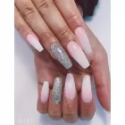 Företag 4 bild TIPS TO TOES - NAGELSALONG VÄSTERÅS i Västerås U