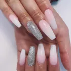 Företag 13 bild TIPS TO TOES - NAGELSALONG VÄSTERÅS i Västerås U