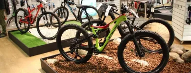 Företag 4 bild CYKLOTEKET BROMMA Shopping i Bromma AB