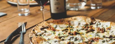 Företag 2 bild PIZZAHUSET SPETSAMOSSEN - PIZZERIA VÄXJÖ Pizzerior i Växjö G