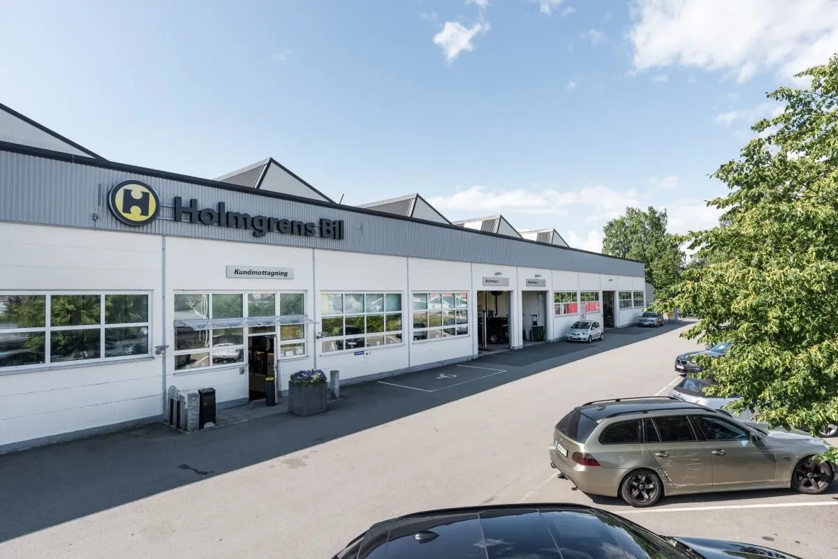 Företag 2 bild HOLMGRENS BIL SKADEVERKSTAD