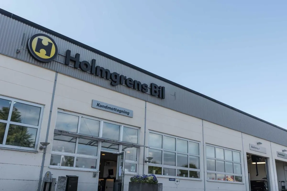 Företag 4 bild HOLMGRENS BIL SKADEVERKSTAD