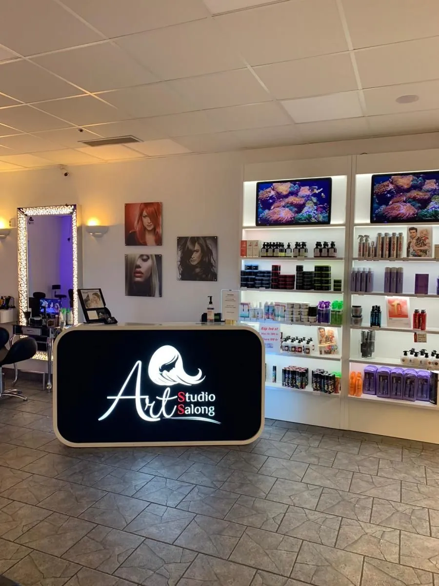 Företag 10 bild ART STUDIO SALONG - FRISÖR ROTEBRO