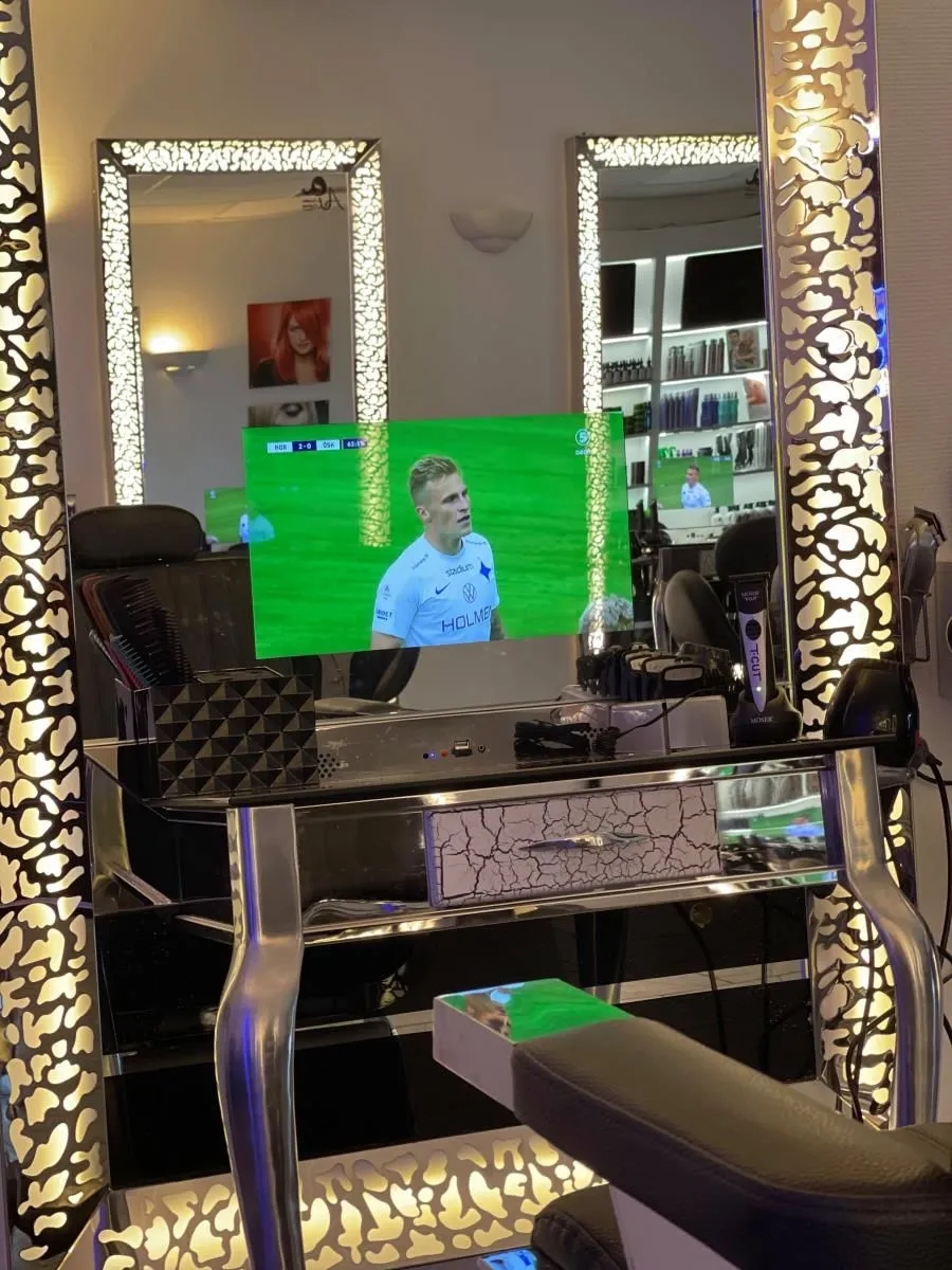 Företag 15 bild ART STUDIO SALONG - FRISÖR ROTEBRO